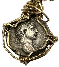 Load image into Gallery viewer, Emperor Trajan and Venus Coin
