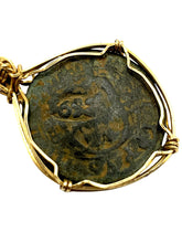 Load image into Gallery viewer, Spanish Shipwreck Coin Dated 1652
