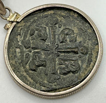 Load image into Gallery viewer, Coin of Jesus and Cross