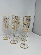 Load image into Gallery viewer, Set of 6 Gold Trimmed Champagne Flutes