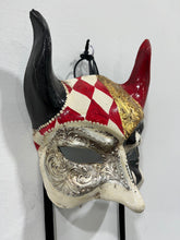 Load image into Gallery viewer, Classico Diavolo Mask