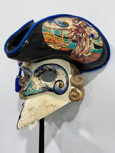 Load image into Gallery viewer, Casa Grand Gatti Bauta Mask with Cats