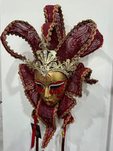 Load image into Gallery viewer, Intricate and Beautiful Venetian Mask