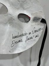 Load image into Gallery viewer, Traditional Venetian Face Mask