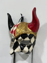 Load image into Gallery viewer, Classico Diavolo Mask