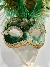 Load image into Gallery viewer, Feathered Venetian Mask