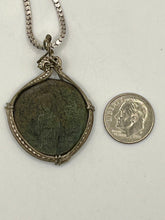 Load image into Gallery viewer, Coin of Christ, King of Kings