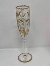Load image into Gallery viewer, Set of 6 Gold Trimmed Champagne Flutes