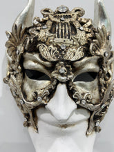 Load image into Gallery viewer, Diavolo Venetian Mask