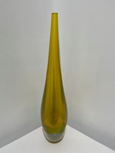 Load image into Gallery viewer, Murano Glass Goccia Vase by Beltrami