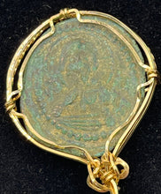 Load image into Gallery viewer, Beautiful Coin of Jesus and Mary