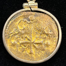 Load image into Gallery viewer, Cross and Image of Jesus Coin