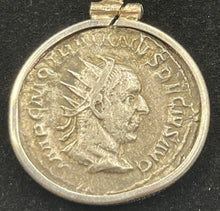 Load image into Gallery viewer, Emperor Gordianus and Fortuna Coin