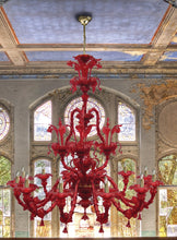 Load image into Gallery viewer, Traditional Venetian Chandelier Made in Murano, Italy