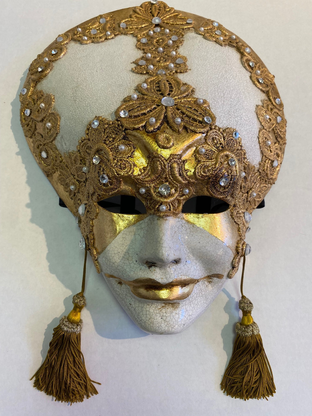 Liberty Macrame Venetian Mask