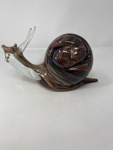 Load image into Gallery viewer, Murano Glass Snail