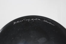 Load image into Gallery viewer, Murano Glass Vase by Gambaro