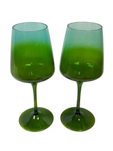 Load image into Gallery viewer, Venetian Wine Glasses a Pair
