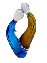 Load image into Gallery viewer, Amati Lovers Sculpture from Murano, Italy
