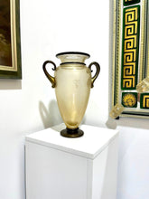 Load image into Gallery viewer, Gambaro &amp; Poggi - Classic Venetian Vase
