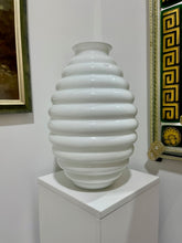 Load image into Gallery viewer, &quot;Deco&quot; Vase by Venini
