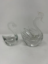 Load image into Gallery viewer, Vintage Murano Glass Swans Seguso
