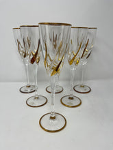 Load image into Gallery viewer, Stemware Hand Painted in Venice
