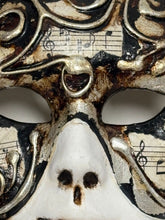 Load image into Gallery viewer, Music Mask from Venice
