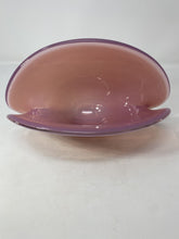 Load image into Gallery viewer, Vintage Clamshell Murano Glass
