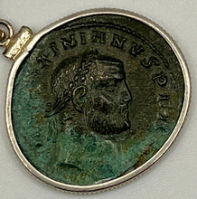 Load image into Gallery viewer, Emperor Aurelianus and Mars Coin
