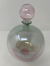 Load image into Gallery viewer, Lovely Pink Murano Vase with Stopper
