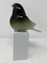 Load image into Gallery viewer, Murano Glass Dove on Base
