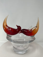 Load image into Gallery viewer, Murano Glass Redbirds on a Nest
