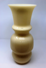 Load image into Gallery viewer, Contemporary &quot;Dogon&quot; Murano Vase by Venini
