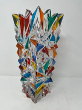 Load image into Gallery viewer, Wonderful Venetian Glass Centerpiece Vase
