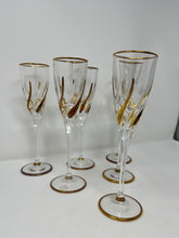 Load image into Gallery viewer, Stemware Hand Painted in Venice
