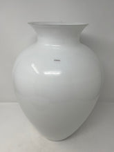 Load image into Gallery viewer, La Buan White Murano Glass Vase by Venini
