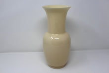 Load image into Gallery viewer, Opalino Vase by Venini of Murano - Cream
