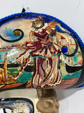 Load image into Gallery viewer, Casa Grand Gatti Bauta Mask with Cats
