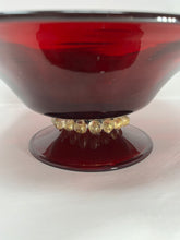 Load image into Gallery viewer, Murano Glass Centerpiece Vintage
