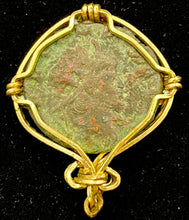 Load image into Gallery viewer, Pegasus and Emperor Gallienus Coin
