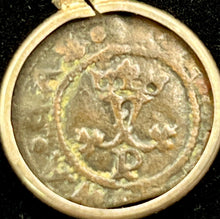 Load image into Gallery viewer, Columbus Era Spanish Coin
