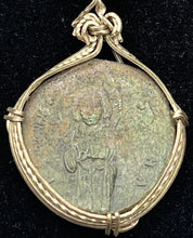 Load image into Gallery viewer, Coin of Christ, King of Kings
