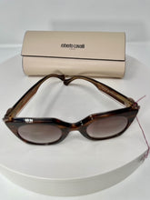 Load image into Gallery viewer, Sunglasses by Roberto Cavalli
