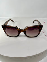 Load image into Gallery viewer, Sunglasses by Roberto Cavalli
