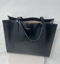 Load image into Gallery viewer, Leather shopper handbag Made in Italy
