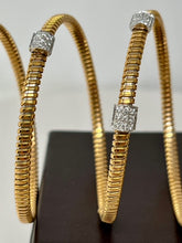 Load image into Gallery viewer, 18K Gold and Diamond Bracelet from Italy
