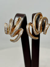 Load image into Gallery viewer, 18K Gold and Diamond Earrings from Italy
