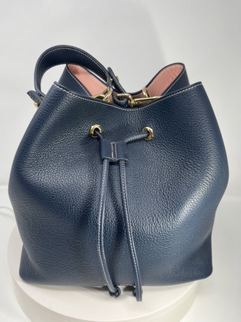 Bucket Bag by Laetitia