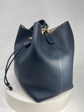 Load image into Gallery viewer, Bucket Bag by Laetitia
